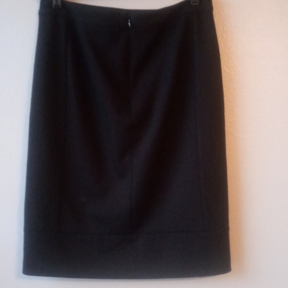 Laundry Skirt - Picture 4 of 6